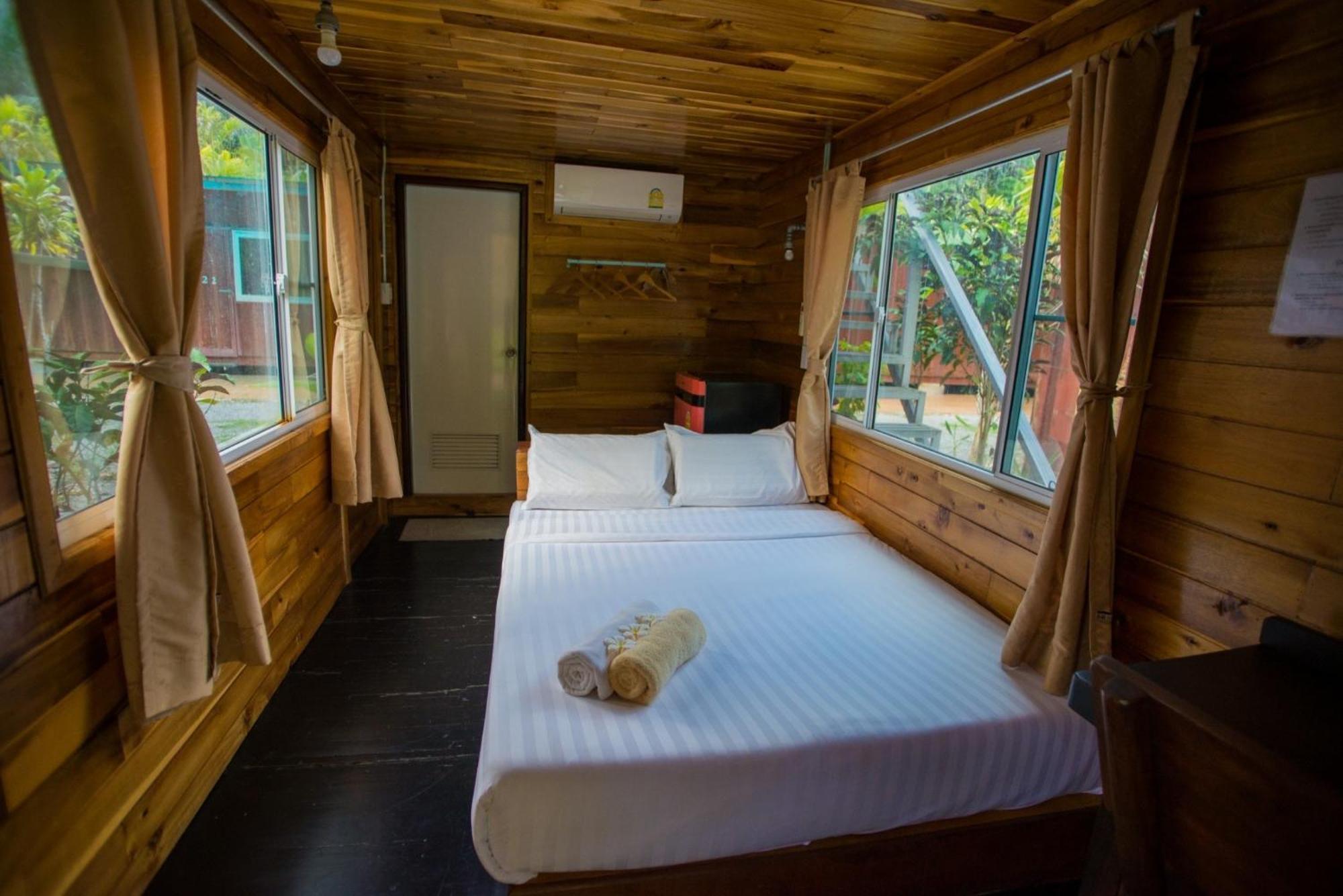 The Camper Lodge Khao Sok Ban Bang Bon Exterior foto